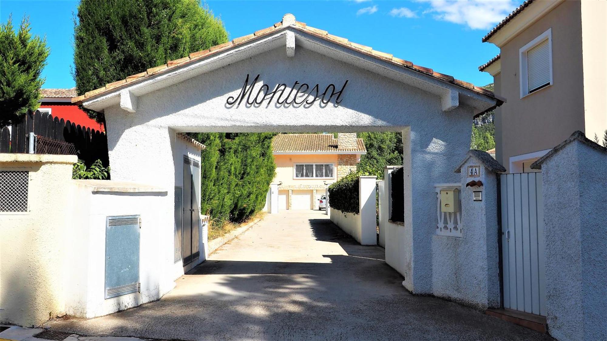Villa Montesol La Drova Екстер'єр фото